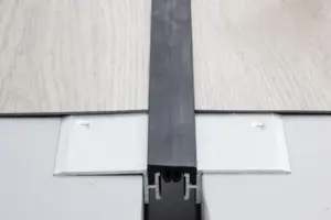 Dilatationsprofil R35 til 3 mm. - midthullet 