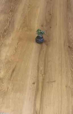 FloorMaster Herregårdsplank - Eg creme mat lak 260 mm. 