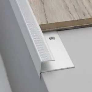 Trappeafslutning, 10,2 mm. midthullet 