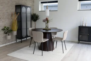 Halden Spisebordsstol i beige og sorte ben