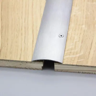 Overgangsprofil, 40 mm. buet sidehullet 