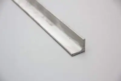 20 x 20 x 3 mm. vinkelprofil - u/huller -