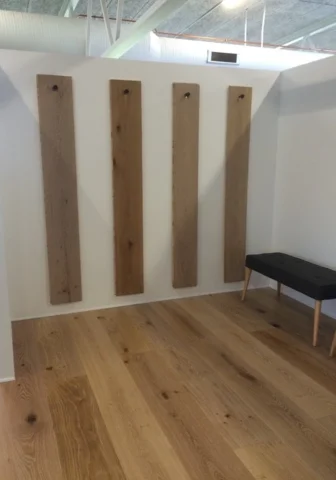 FloorMaster Herregårdsplank - Eg creme mat lak 260 mm. 