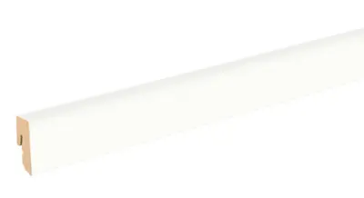 Hvidt fodpanel til laminatgulv, 16 x 40 mm. - kan males.