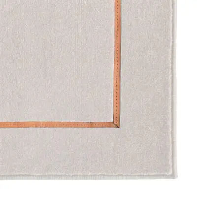 Leather, RV3 - 7011