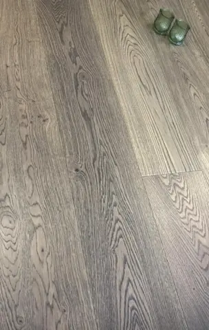 FloorMaster Herregårdsplank - Eg Antikgrå mat lak 