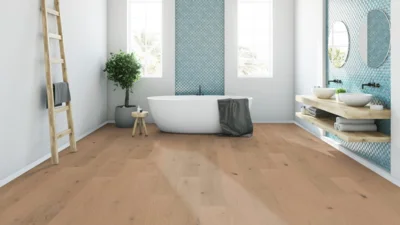 Hywood Classic, Oak Nieuw Land