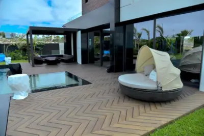 MOSO Bambus X-treme® - Chevron sildeben terrasseplanker, Sikkens overflade -